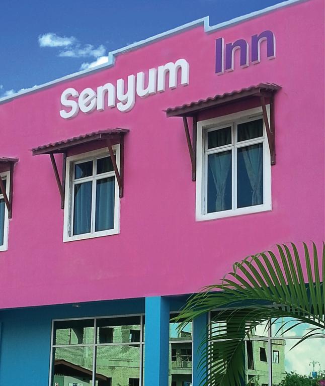 Oyo 275 Senyum Inn Pantai Cenang  Εξωτερικό φωτογραφία
