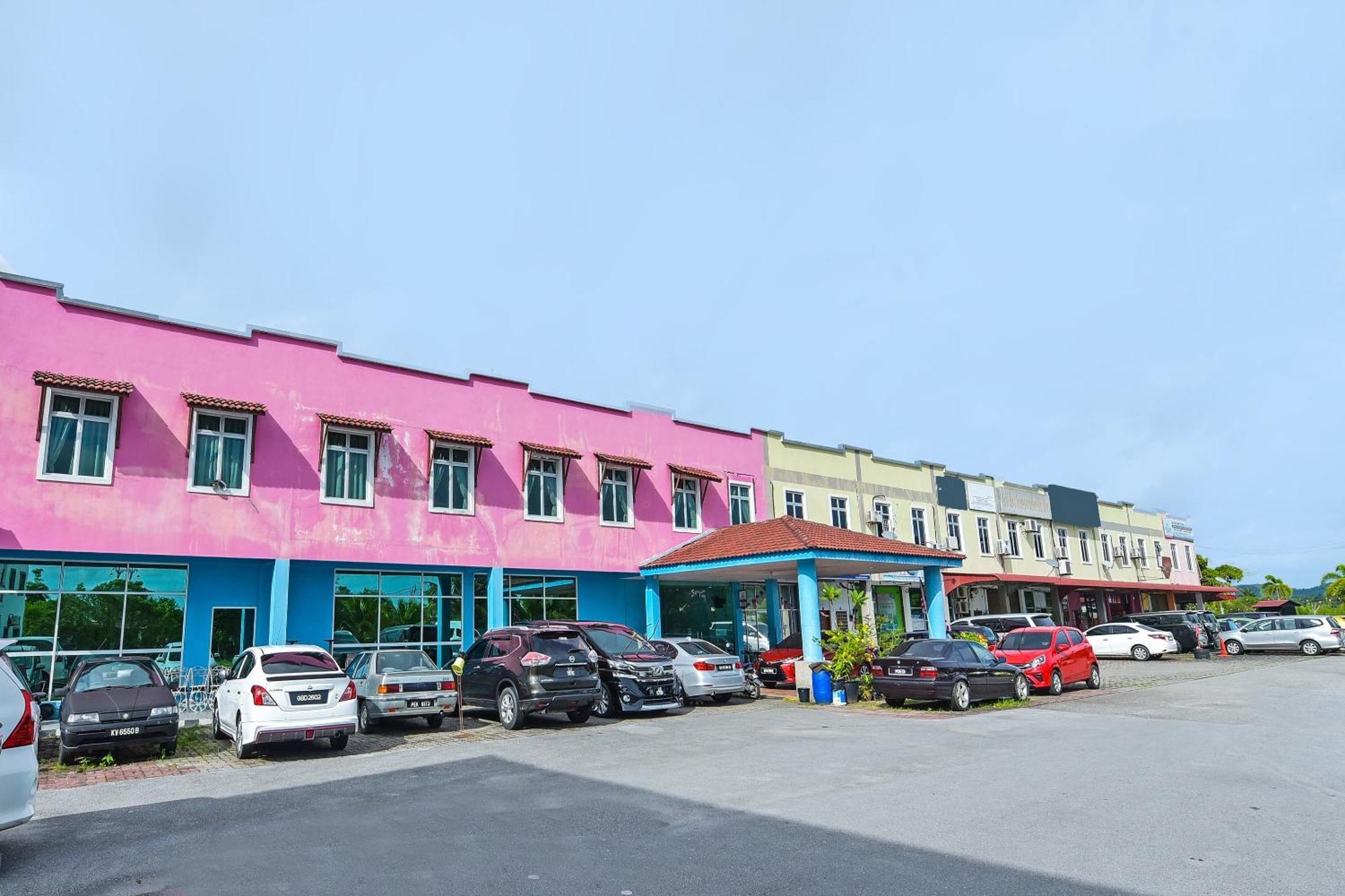 Oyo 275 Senyum Inn Pantai Cenang  Εξωτερικό φωτογραφία
