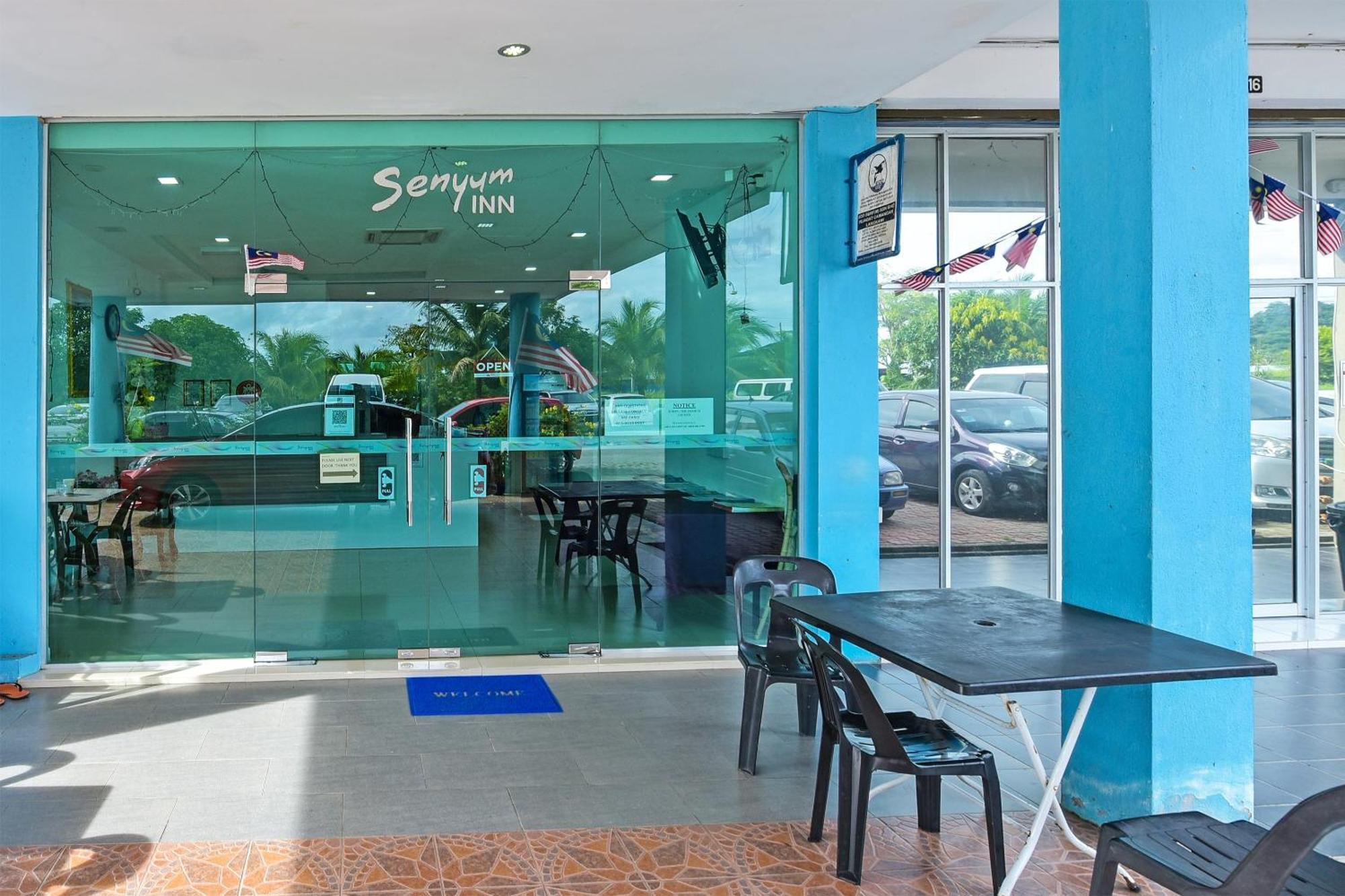Oyo 275 Senyum Inn Pantai Cenang  Εξωτερικό φωτογραφία