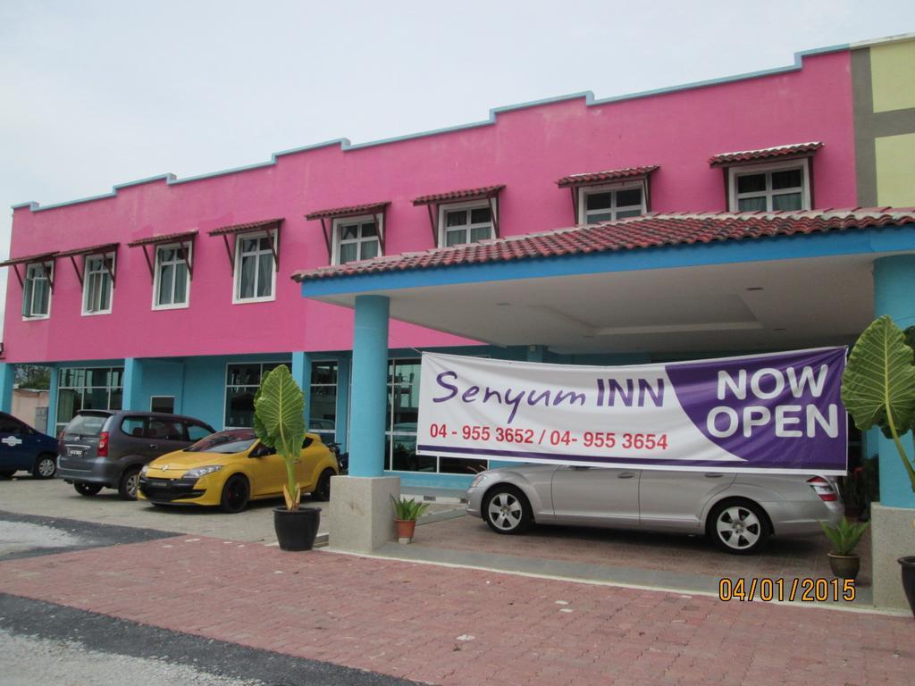 Oyo 275 Senyum Inn Pantai Cenang  Εξωτερικό φωτογραφία