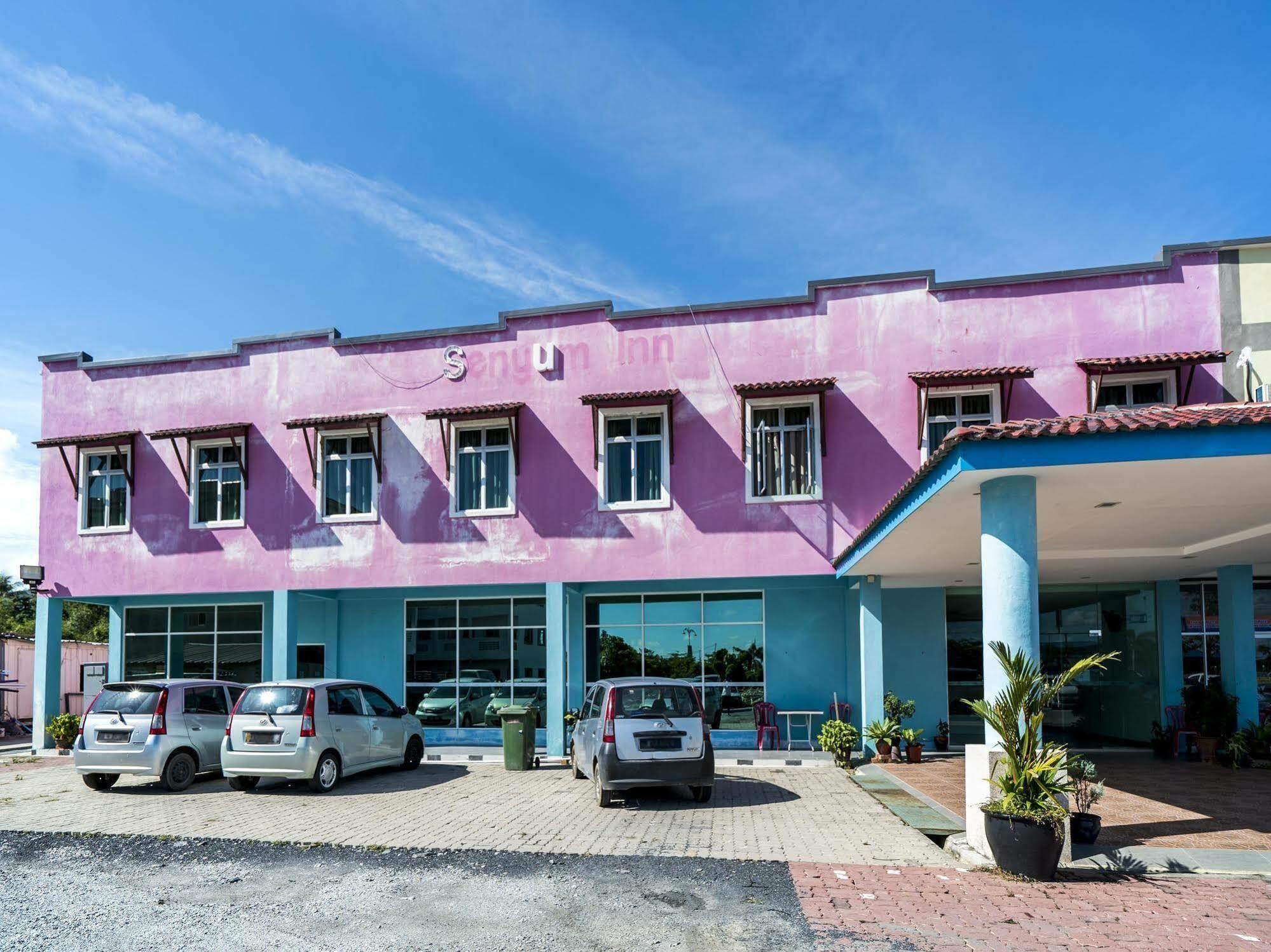 Oyo 275 Senyum Inn Pantai Cenang  Εξωτερικό φωτογραφία